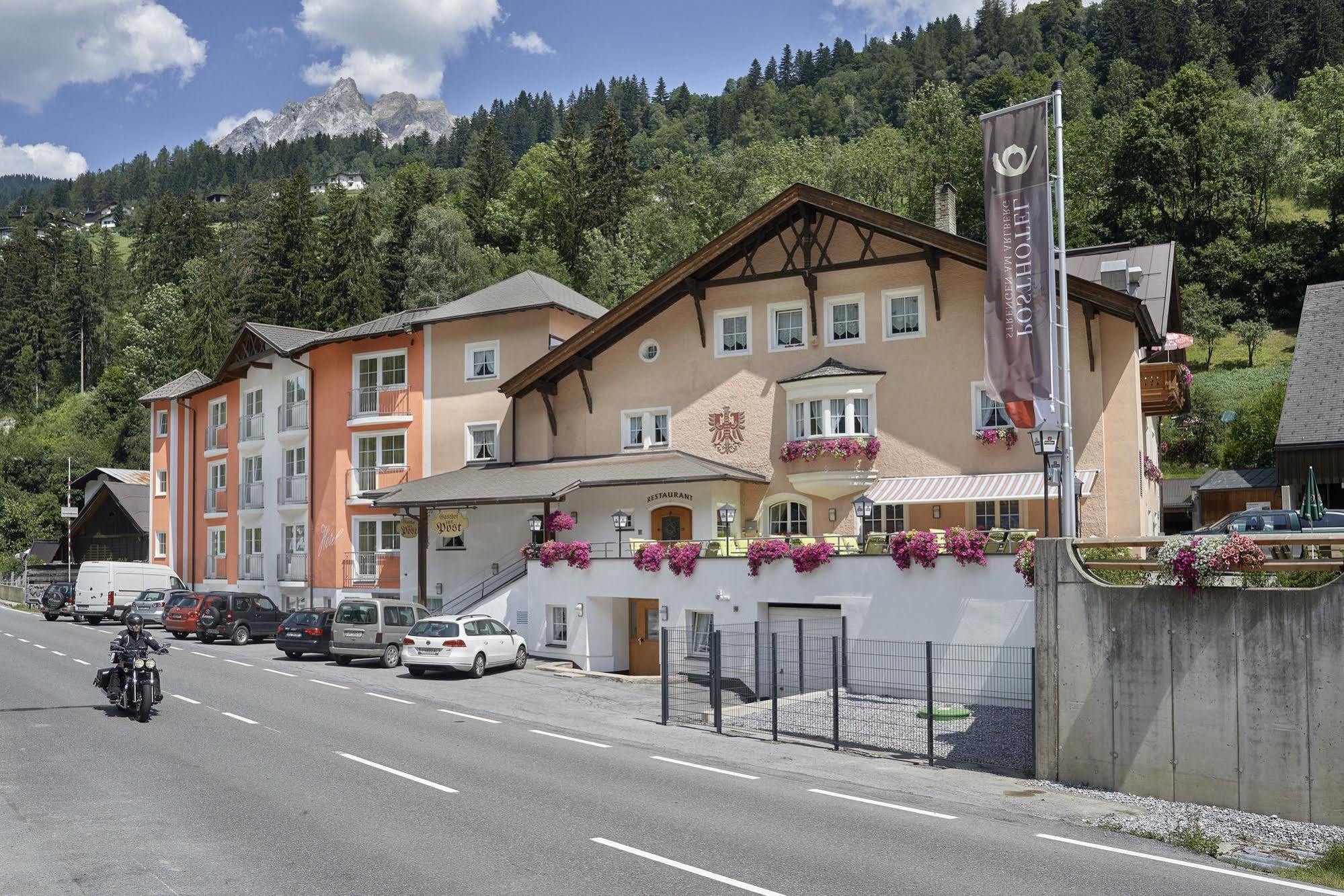 Posthotel Strengen Am Arlberg 외부 사진